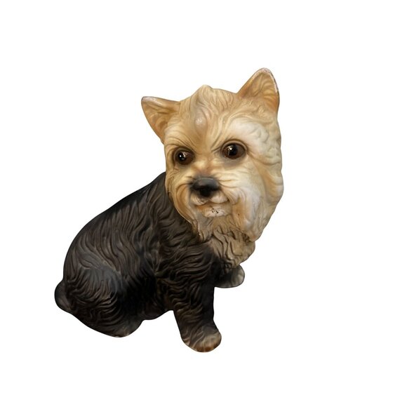 Yorkshire Terrier Figurine Excellent Condition 7” x 5 1/2” Realistic - Picture 2 of 7